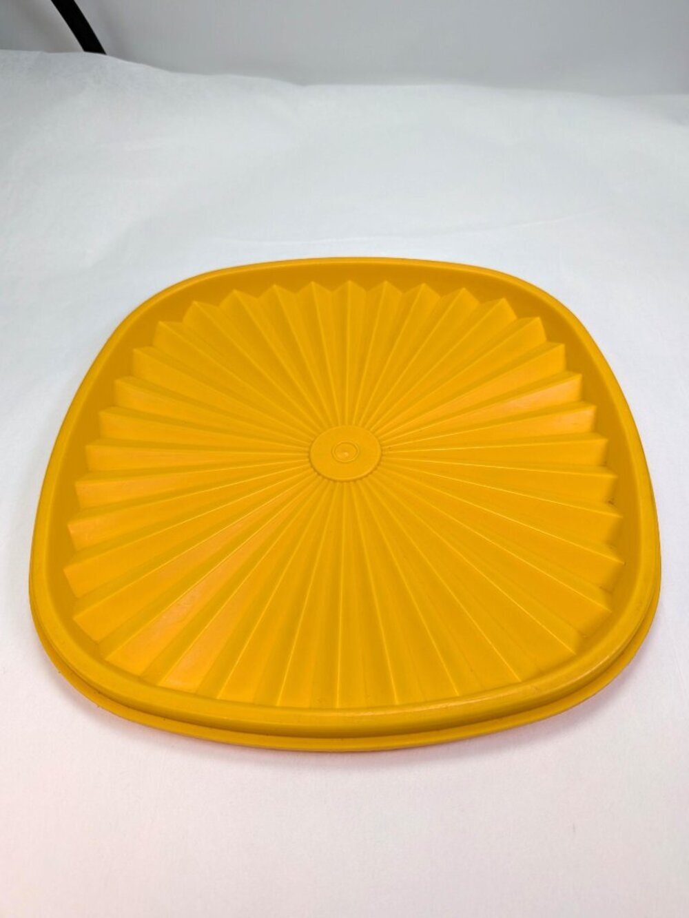 Vintage Tupperware 837-6 Servalier Lid Harvest Orange Starburst Replacement Seal
